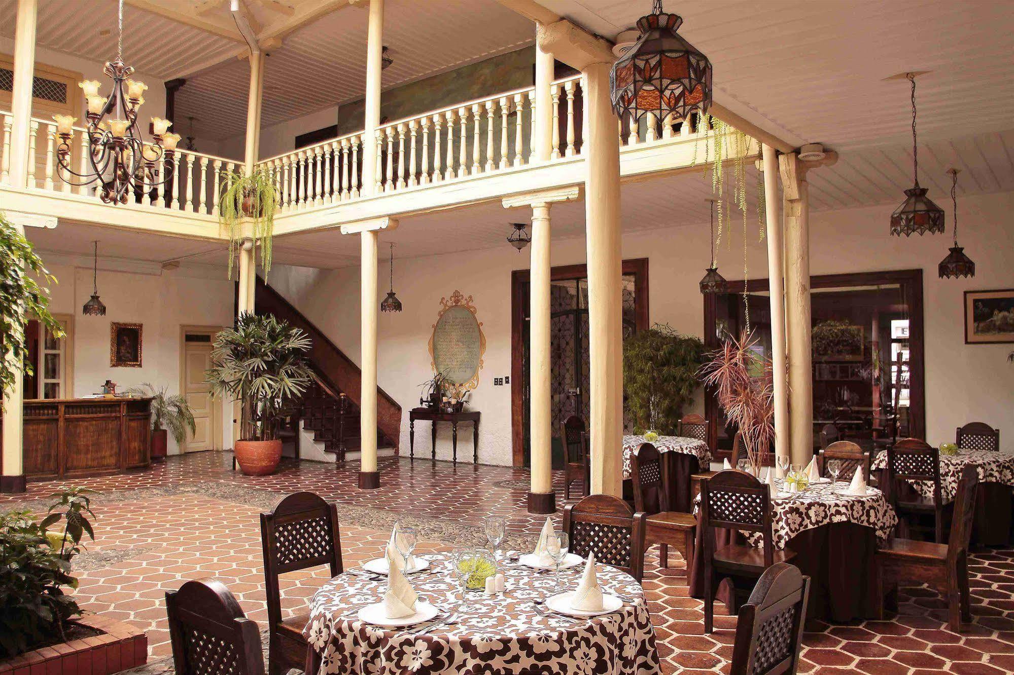 Hotel Inca Real Cuenca Exterior photo